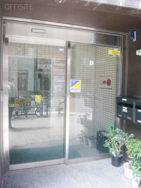 弓矢四国ビル エントランス