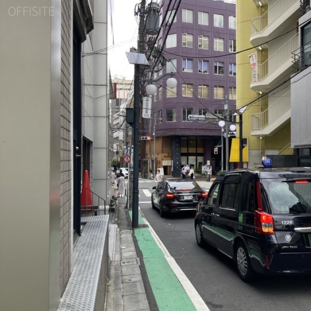 山燃2ビル ビル前面道路