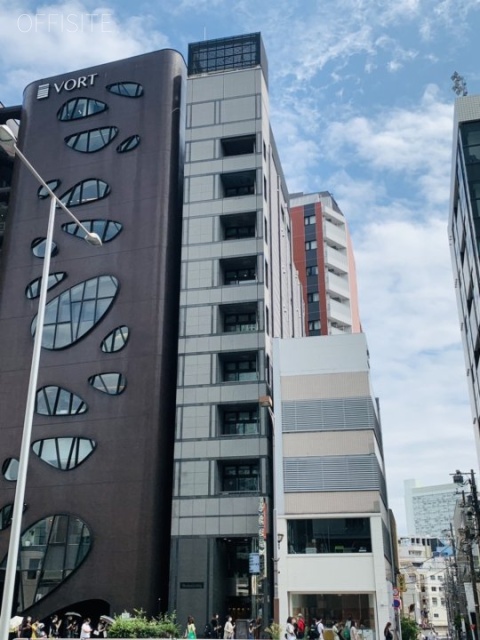 郁文堂青山通りビル　外観