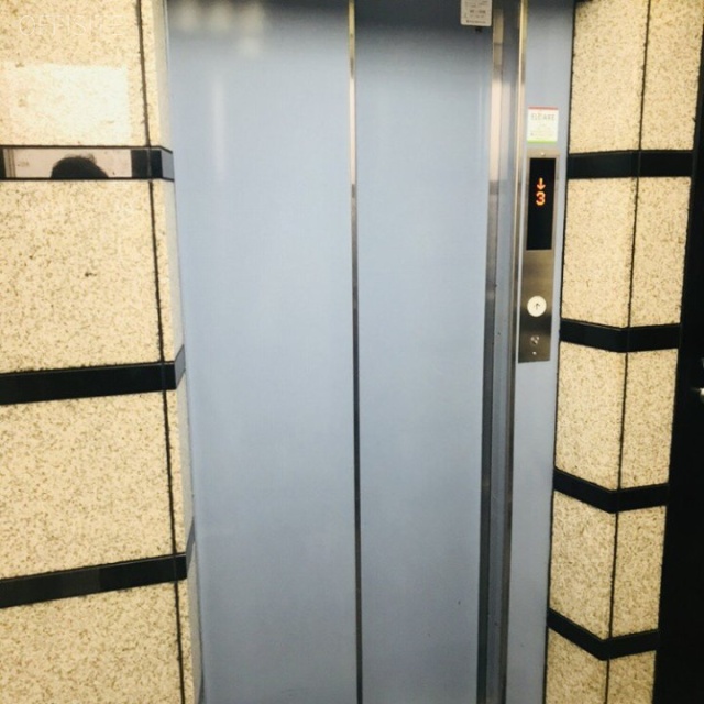 広尾AKビル エレベーター