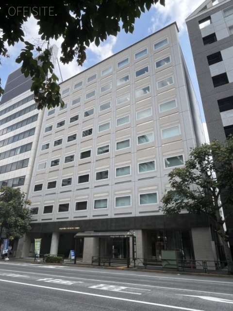 グランファースト新宿御苑　外観