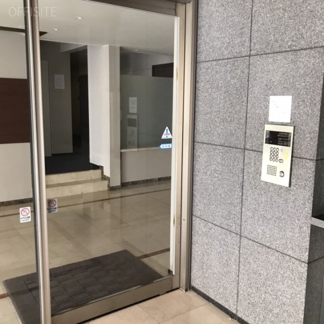 メイクスデザイン白金台ビル エントランス
