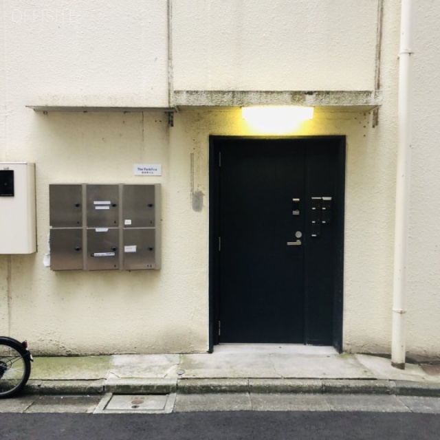 ザ・パークレックス岩本町 エントランス