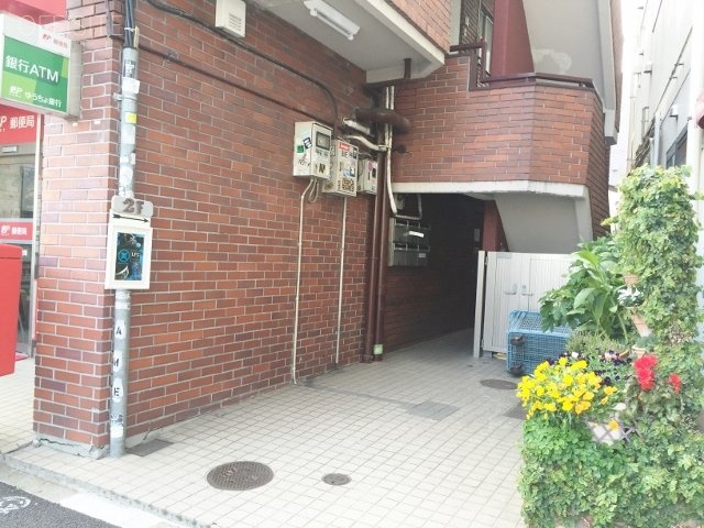 鳥居ビル 外観