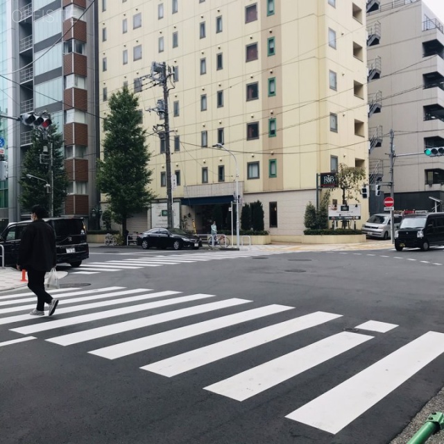 原ビル ビル前面道路