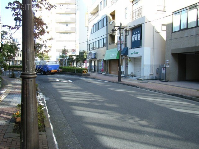 第2高島ビル ビル前面道路