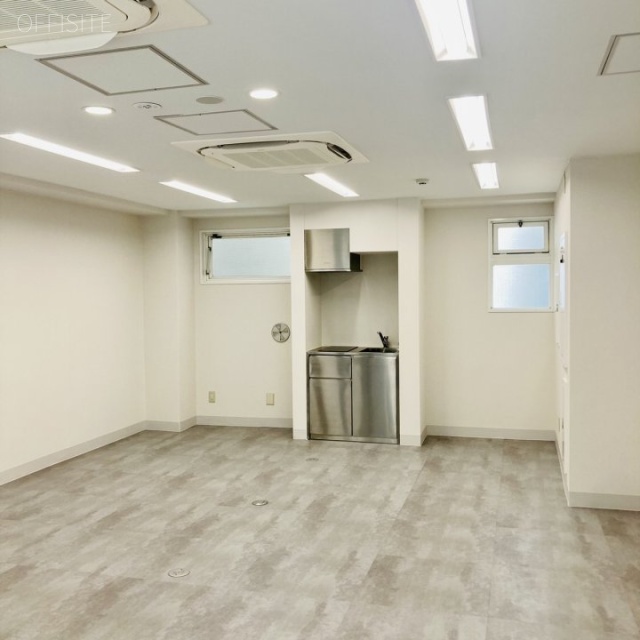 DCCビル　3階 室内