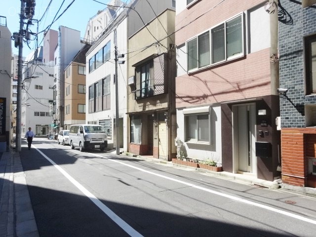 第二新洋ビル ビル前面道路