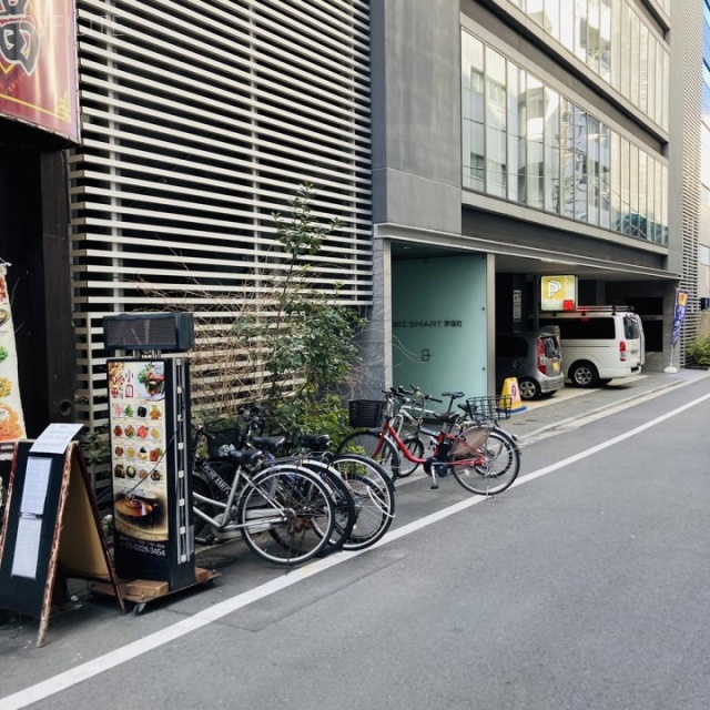 BIZ SMART 茅場町 外観