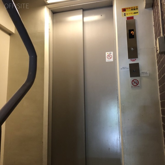 銀座花の木ビル エレベーター