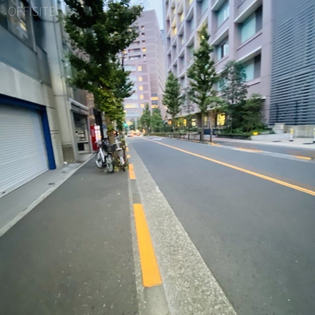 KTビル ビル前面道路