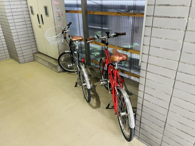 五宝堂ビル 駐車場