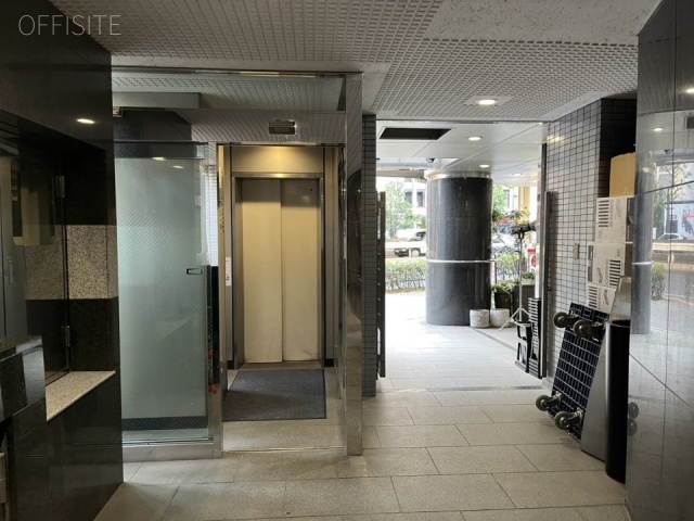 チガー南青山 エントランス