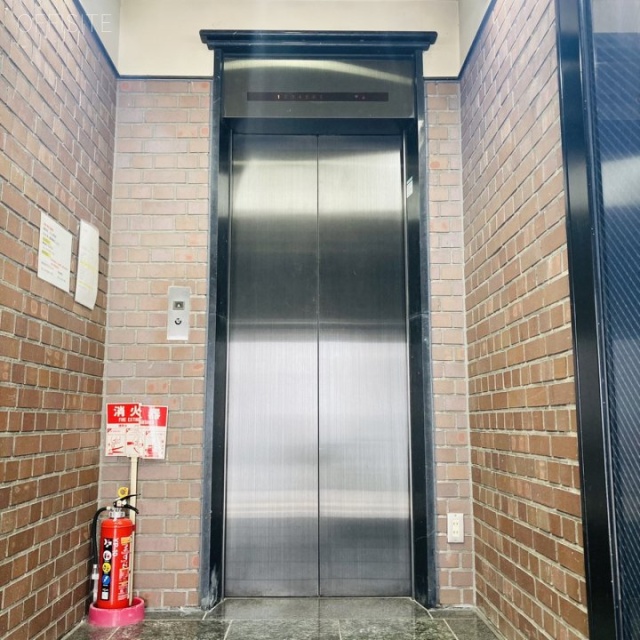 ラ・アルタ西麻布　エレベーター