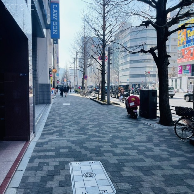 ACN秋葉原PLACE 前面歩道