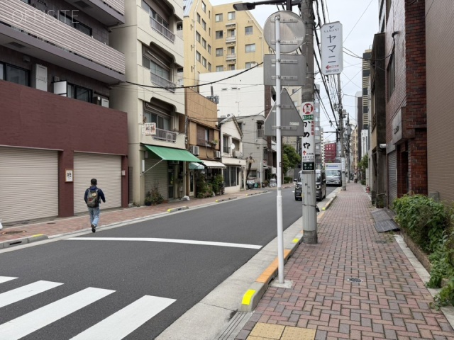 TKD鳥越ビル　前面道路