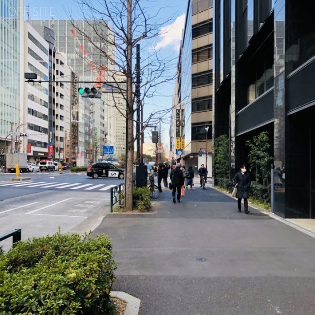 新橋シティビル ビル前面道路