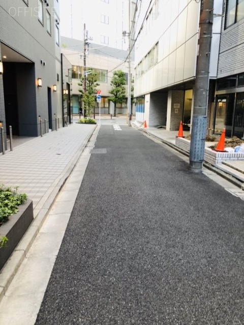 生光ビル ビル前面道路