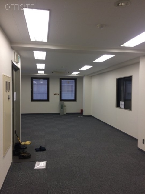京橋吟雅堂ビル 5階 18.48坪　室内