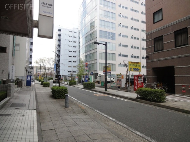 遠藤ビル ビル前面道路
