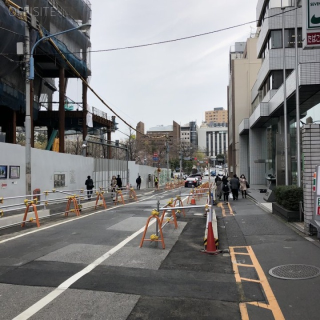 日本写真会館 ビル前面道路