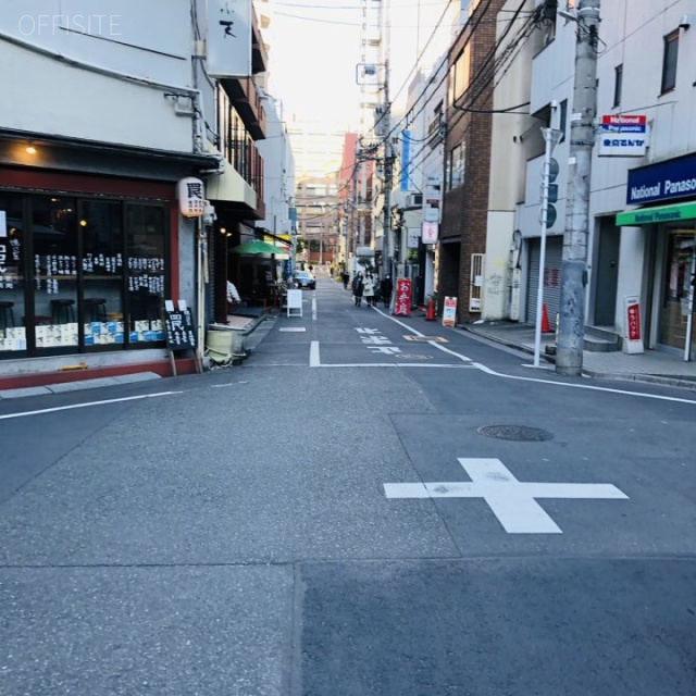 Stage Aoyama ビル前面道路