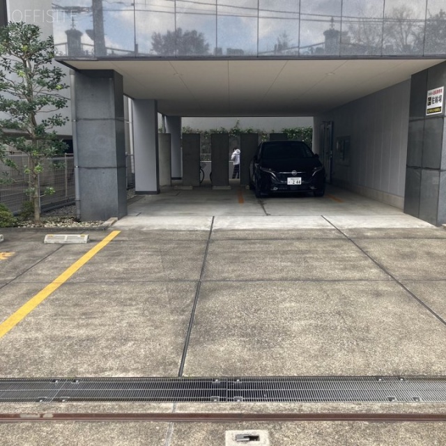 南青山第2シティビル 駐車場