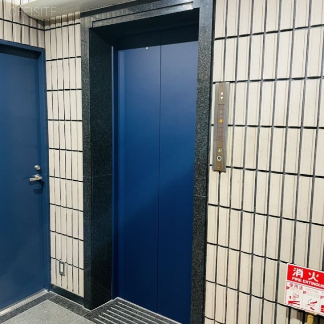 協和ビル エレベーター