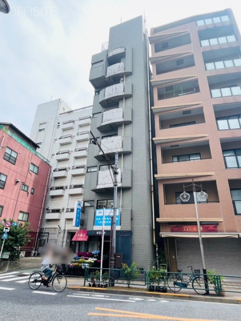 新宿ビル　外観