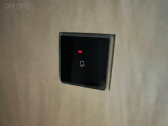 BIZCORE西新橋 エントランス