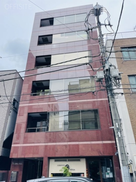 Y’sコーラルビル 外観