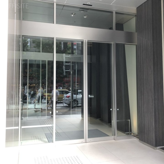 A-PLACE新橋駅前 エントランス
