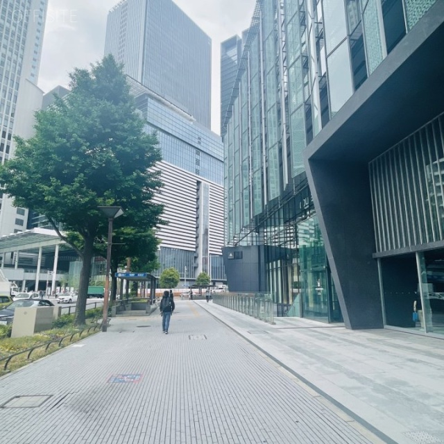 大名古屋ビルヂング 前面歩道