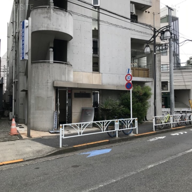 MF神宮前 外観