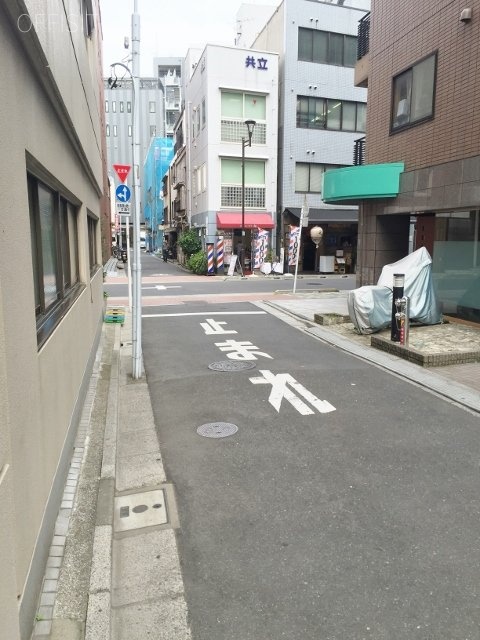 出口ビル 画像