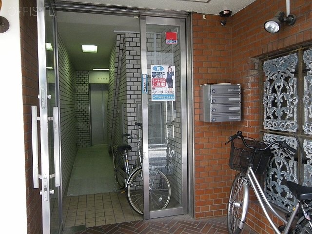 リョーインビル エントランス