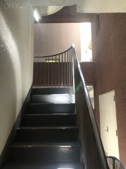 サンサーラ御苑 階段
