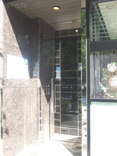 文栄小川町ビル エントランス