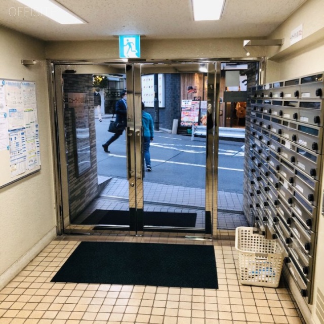 ニューライフ恵比寿 オフィスビル出入口
