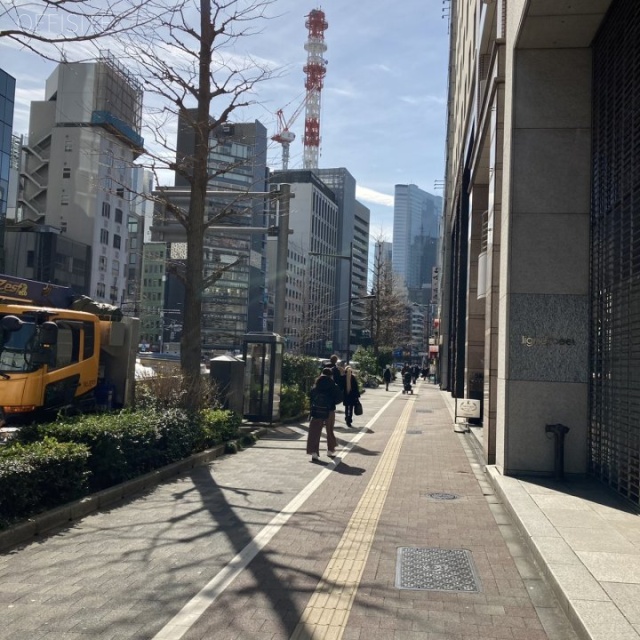 銀座セントラルビル ビル前面道路