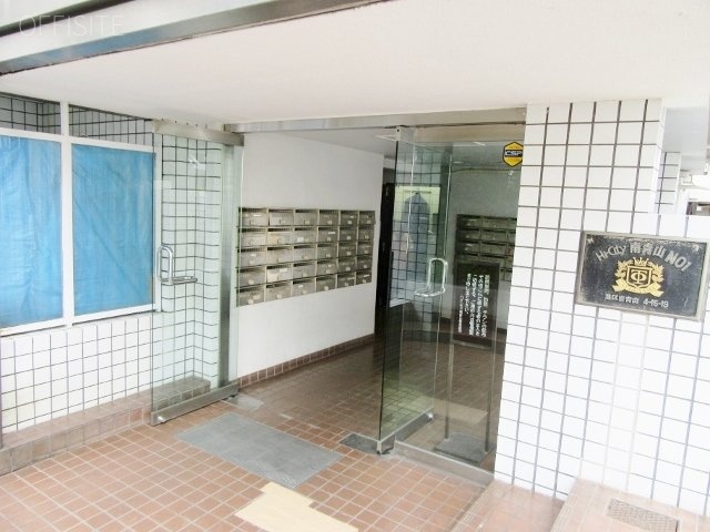 ハイシティ南青山 エントランス