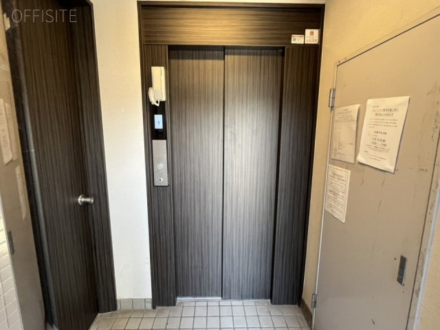 デルックス東陽ビル　エントランス