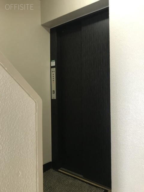 小宮山ビル エレベーター