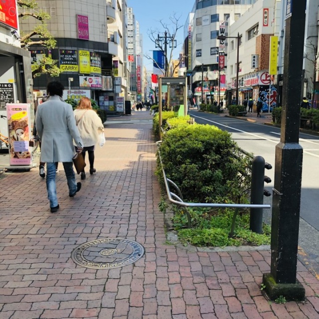 田村ビル ビル前面道路