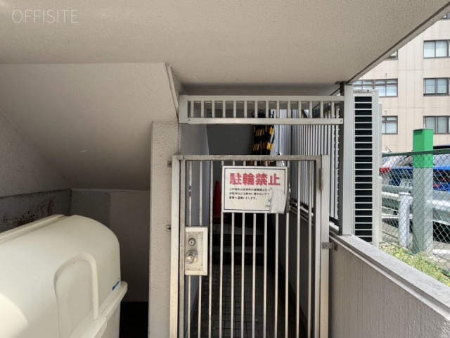 四谷学院駅前ビル　外観