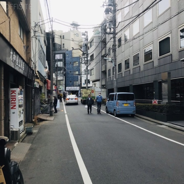 竜王ビルⅣ ビル前面道路