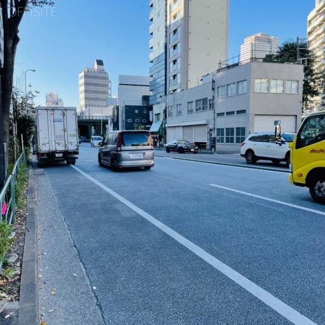 菱和ビル ビル前面道路