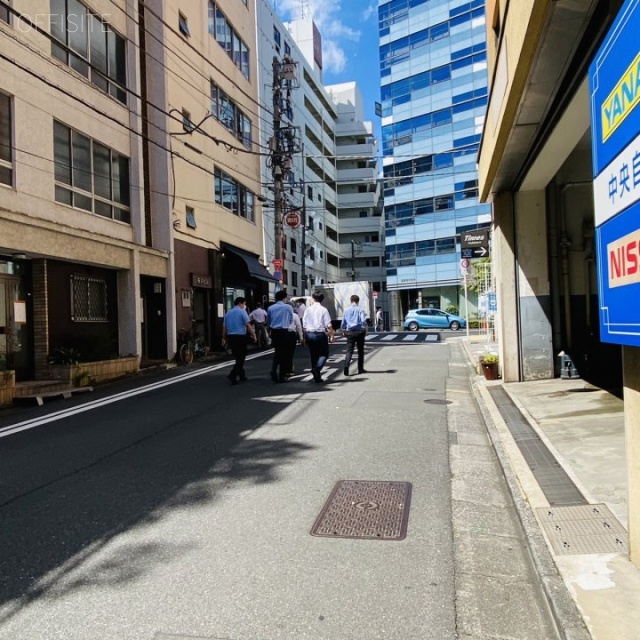 今井ビル ビル前面道路