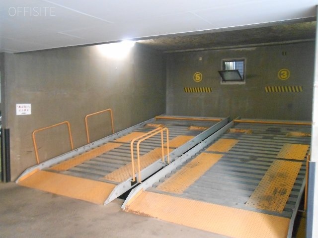 藤和ハイタウン新宿 駐車場