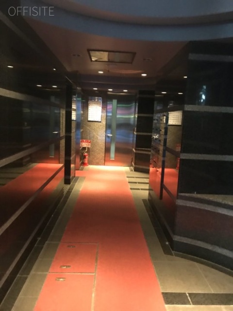 ノアックスビル エントランス